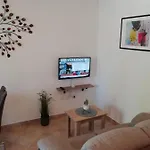 Mari * פונטנה